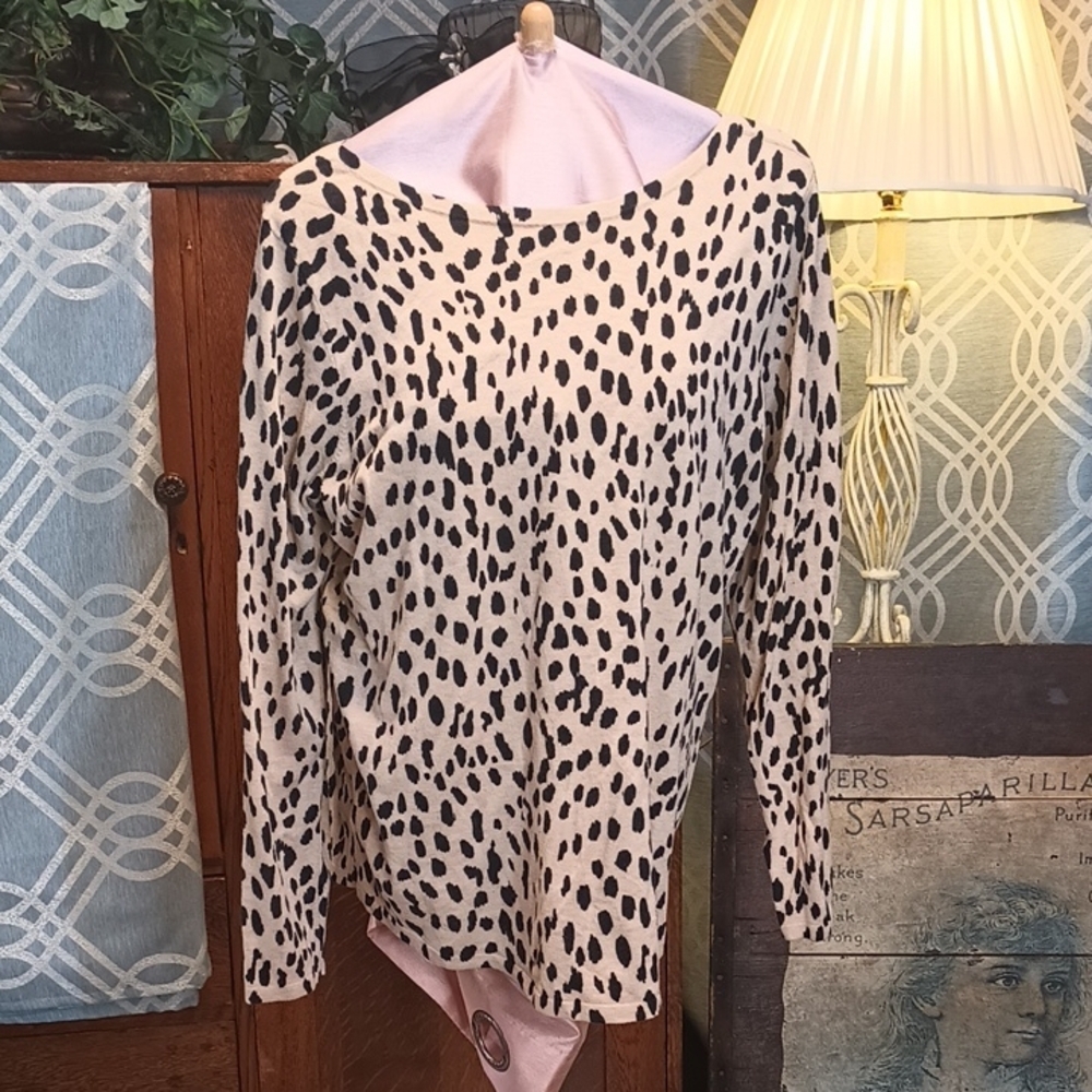 Chico's Black and Tan Cheetah Print Lightweight Sweater XL